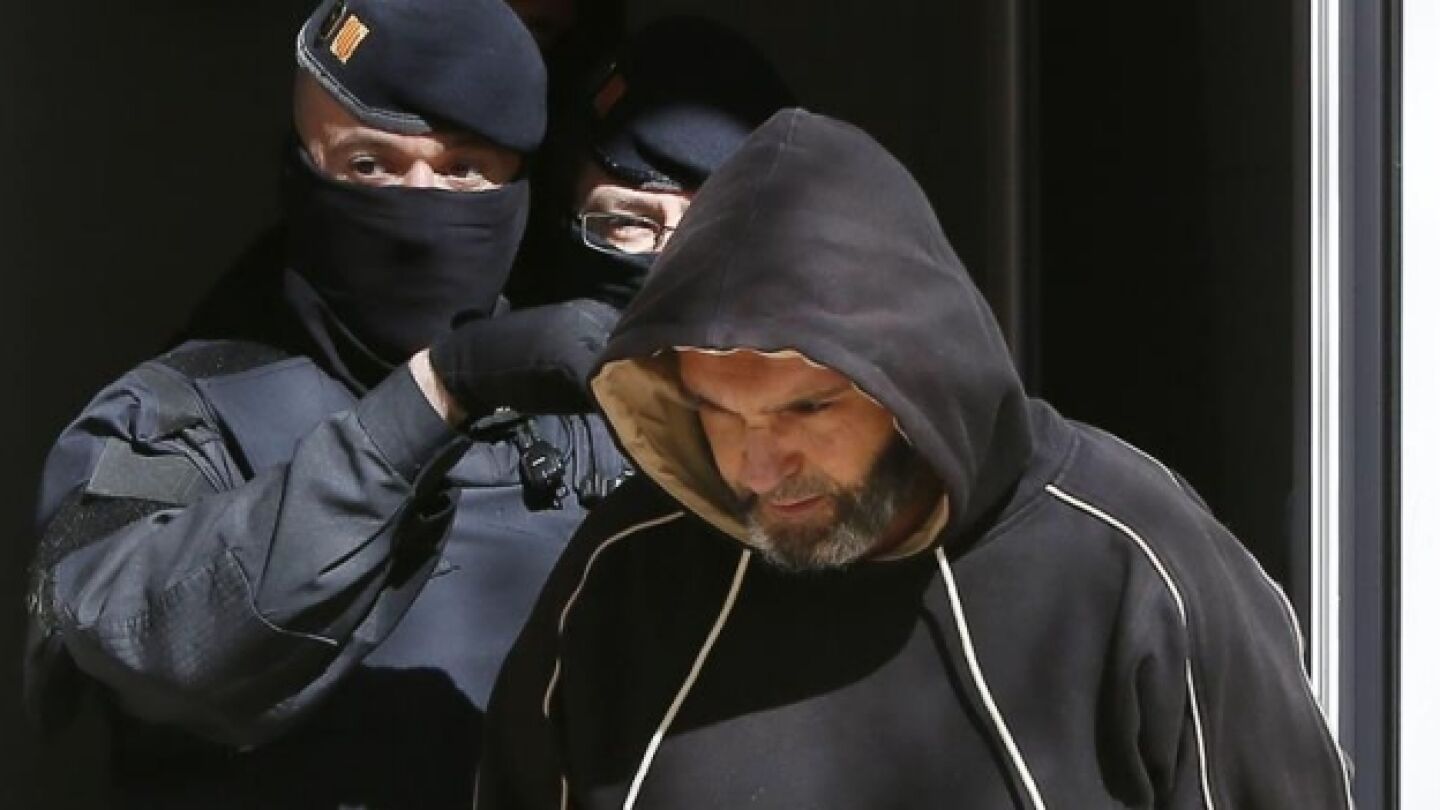 Los yihadistas detenidos pretend&iacute;an secuestrar a alguien en Espa&ntilde;a, degollarle y difundir el v&iacute;deo