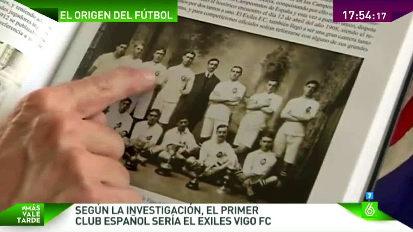 Fotograf&iacute;a antigua de futbolistas