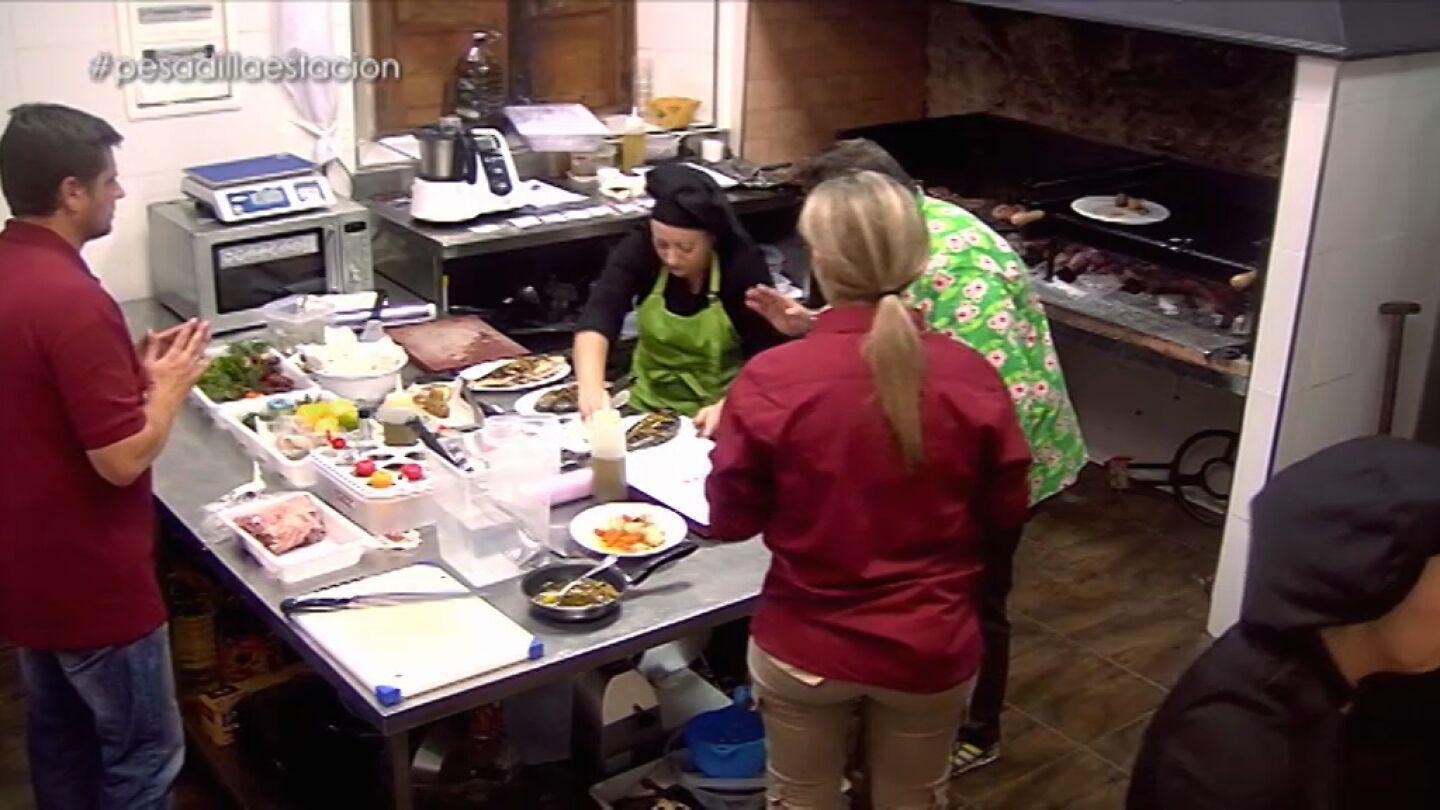 Tensi&oacute;n en la cocina de 'La Estaci&oacute;n' en la reapertura