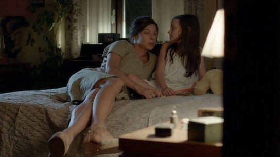 La llegada del desconocido altera a la familia