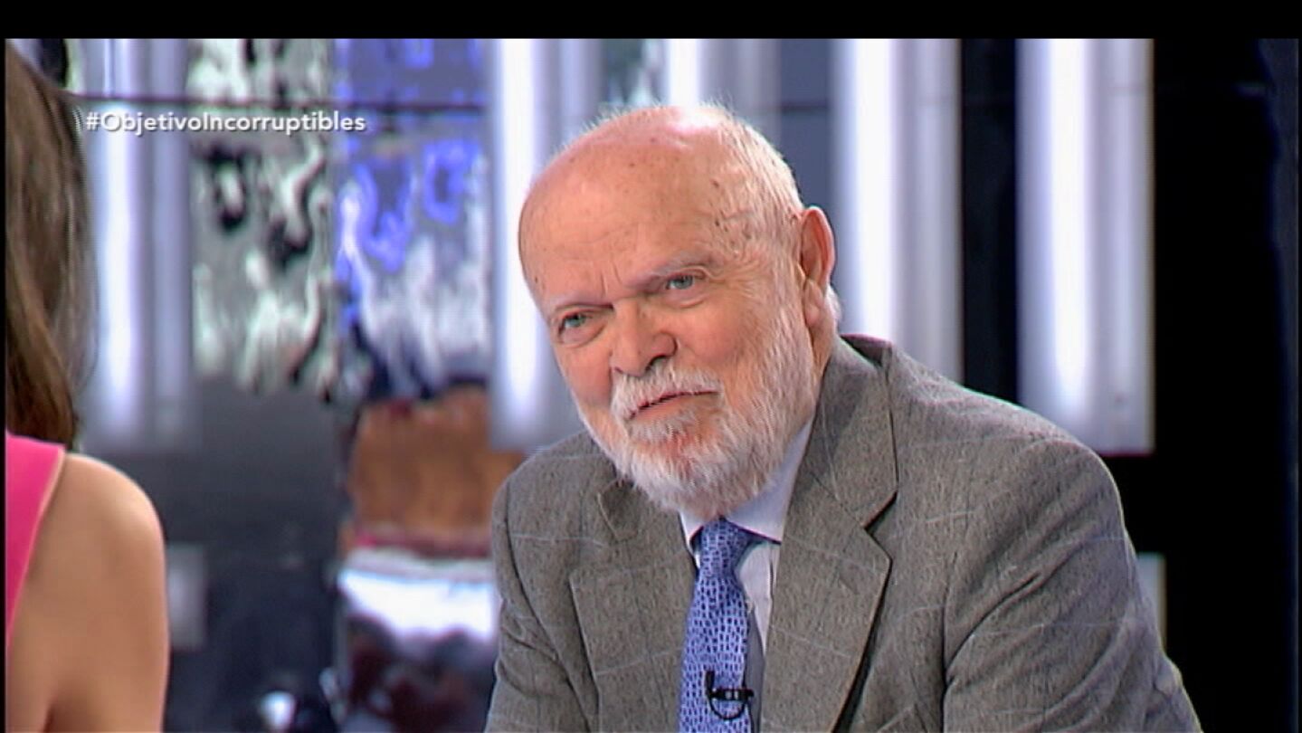 Jos&eacute; Antonio Mart&iacute;n Pall&iacute;n: "Todo el sistema deber&iacute;a ponerse al lado de los funcionarios que denuncian"