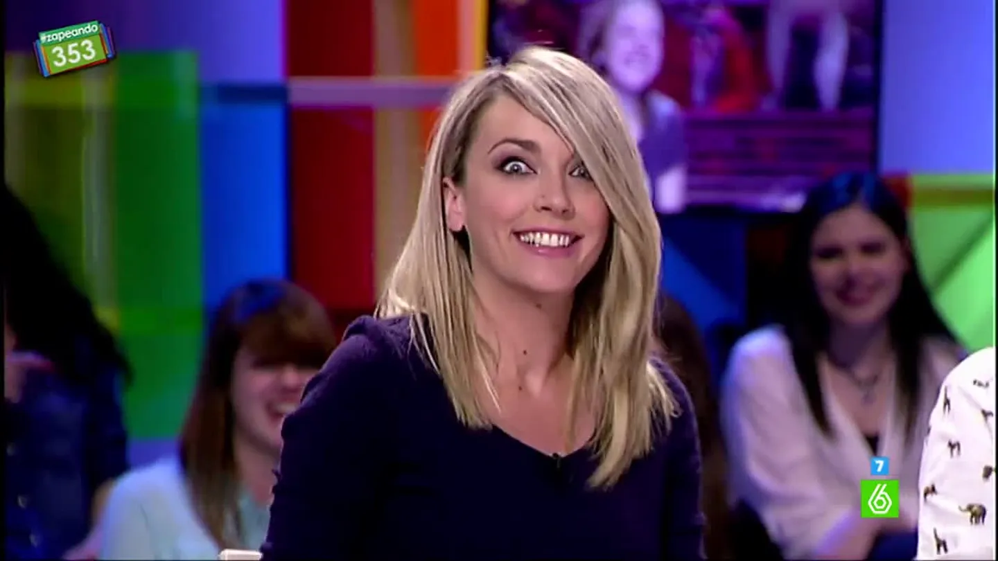 Anna Simon enloquece imitando a Mika, la concursante de 'Ahora Caigo' Anna Simon enloquece imitando a Mika, la concursante de 'Ahora Caigo'