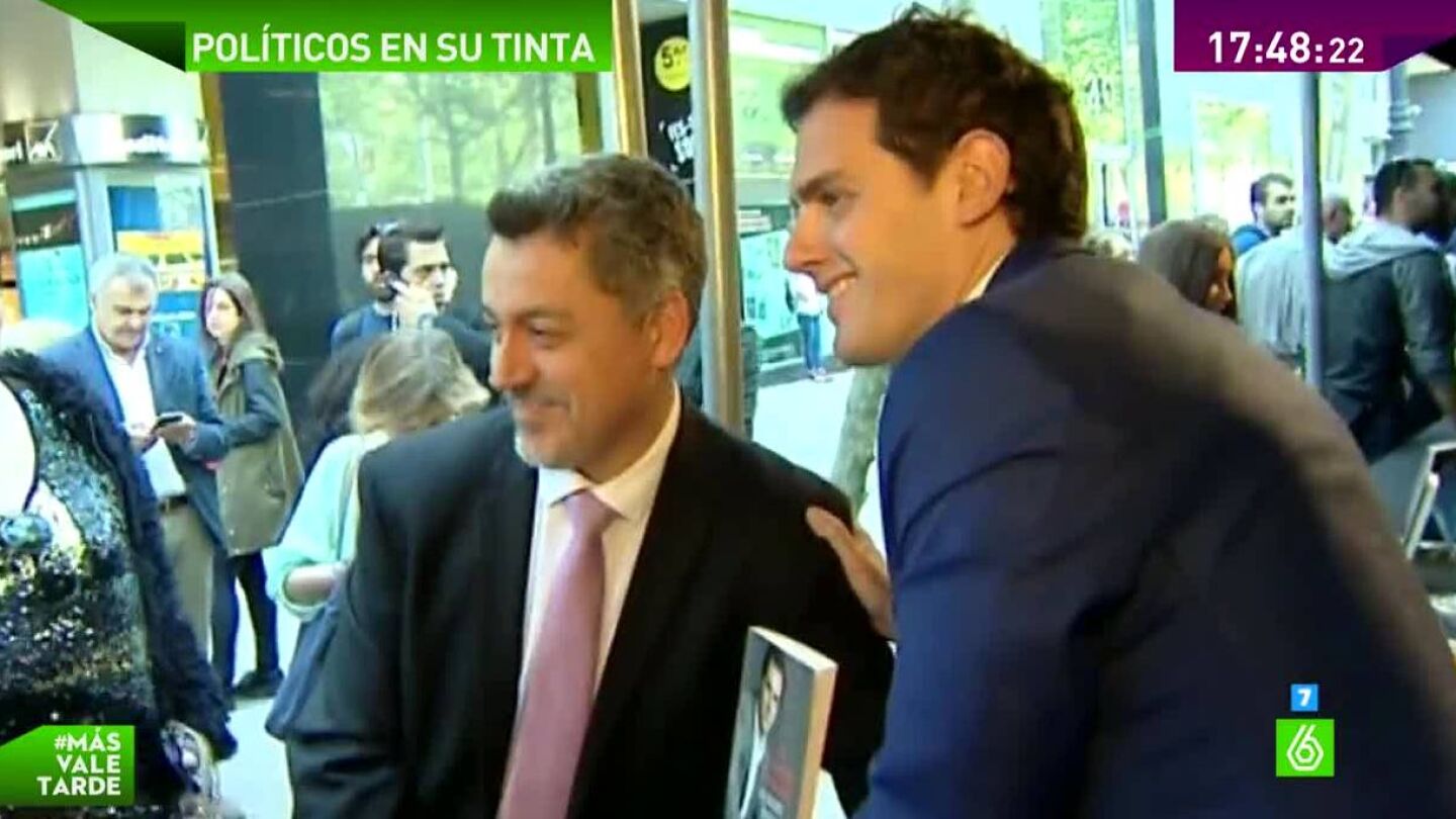 Albert Rivera y Monedero, dos pol&iacute;ticos protagonistas en el d&iacute;a del libro