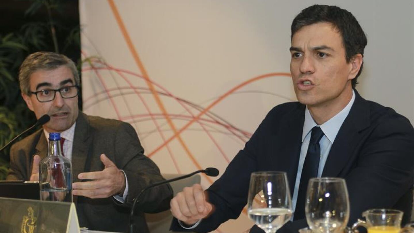 Pedro S&aacute;nchez aboga por restituir las ayudas a los parados hasta que encuentren trabajo