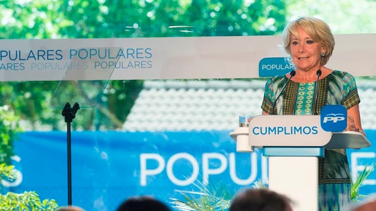 Esperanza Aguirre durante un acto electoral Esperanza Aguirre durante un acto electoral