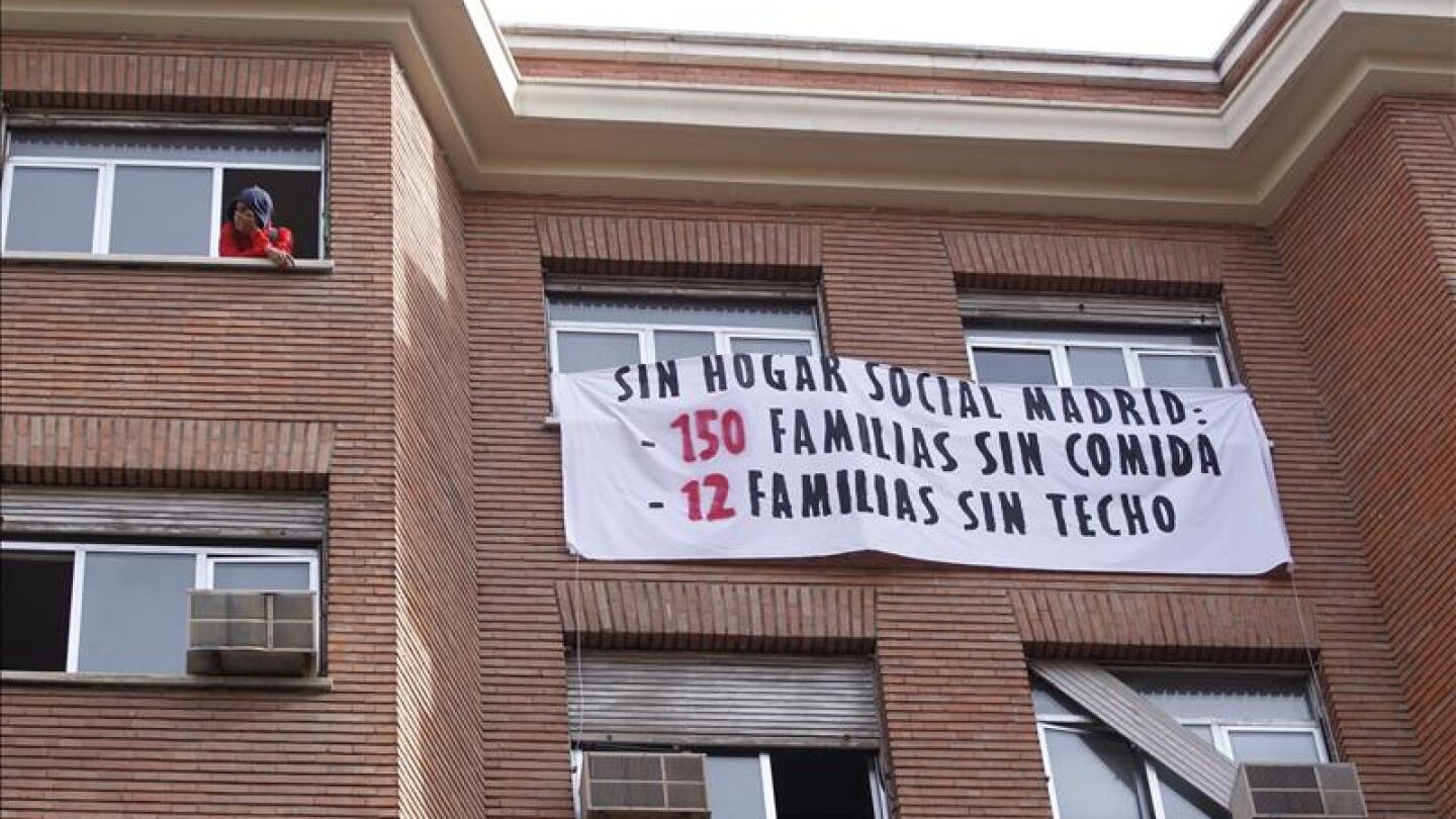 Edificio ocupado por los miembros del 'Hogar Social Madrid Ramiro Ledesma'