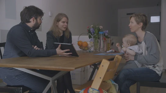 Jordi Évole entrevista a ciudadanas austriacas en Viena Jordi Évole entrevista a ciudadanas austriacas en Viena