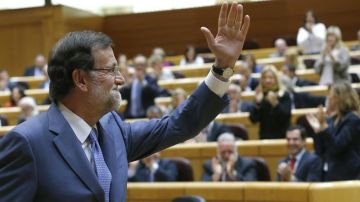 Mariano Rajoy desea muchos años en la oposición al PSOE para no hundir el país