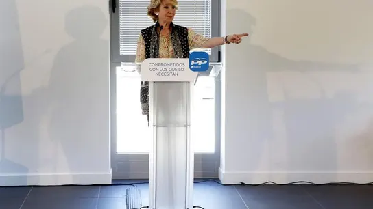 Esperanza Aguirre ante los medios Esperanza Aguirre ante los medios