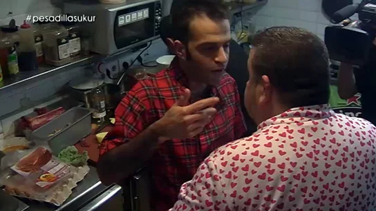 Martínez se encara al chef Alberto Chicote Martínez se encara al chef Alberto Chicote