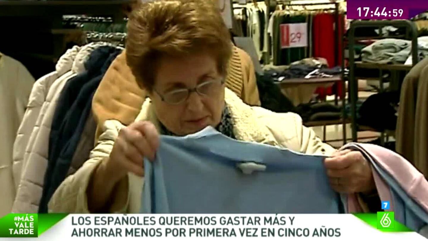 Por primera vez desde la crisis hay m&aacute;s espa&ntilde;oles que prefieren consumir a ahorrar