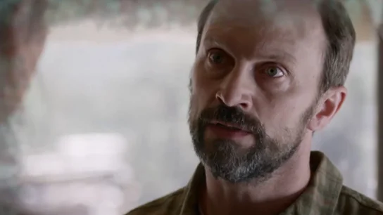 Samuel habla con Emma Samuel habla con Emma