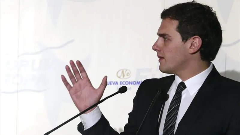 Albert Rivera durante un desayuno informativo Albert Rivera durante un desayuno informativo