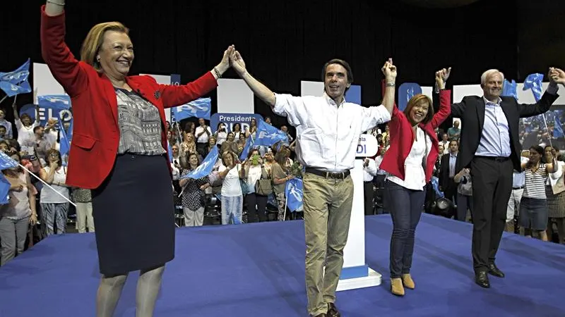 José María Aznar, junto a Luisa Fernanda Rudi