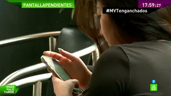 El 77% de las personas que tienen un Smartphone tiene dependencia del móvil El 77% de las personas que tienen un Smartphone tiene dependencia del móvil