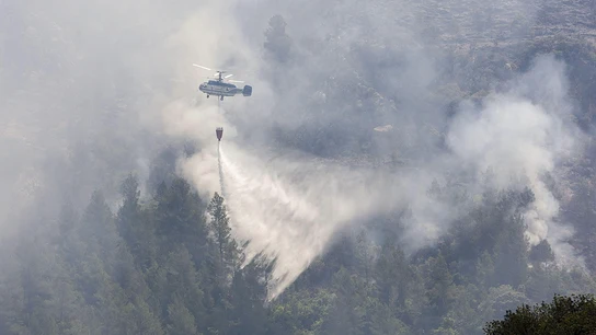 El incendio de Pego, Alicante, está estabilizado pero no controlado El incendio de Pego, Alicante, está estabilizado pero no controlado