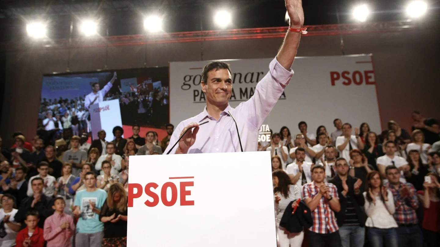 Sánchez: "Votar al PSOE es decir no a la resignación y sí al empleo estable" Sánchez: "Votar al PSOE es decir no a la resignación y sí al empleo estable"