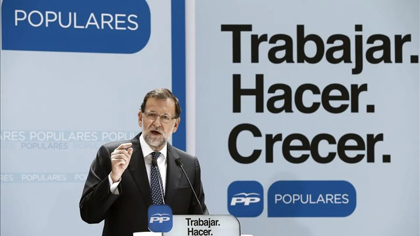 Mariano Rajoy: "¿Quién habla hoy en España de recesión y de paro?" Mariano Rajoy: "¿Quién habla hoy en España de recesión y de paro?"