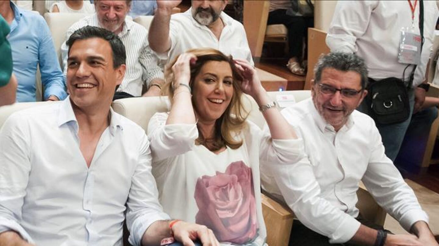 Pedro S&aacute;nchez y Susana D&iacute;az en un acto electoral