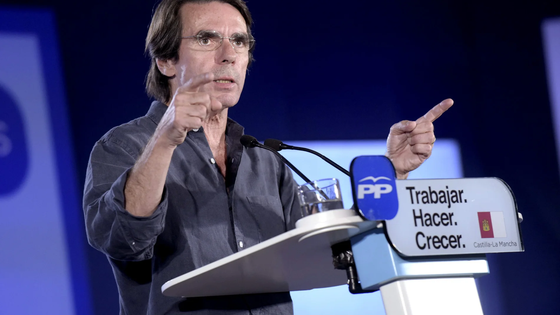 José María Aznar durante un mitin del Partido Popular