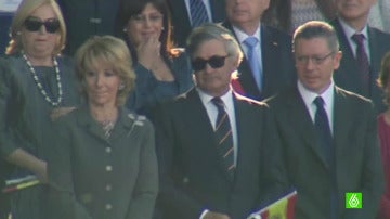 Esperanza Aguirre junto a su marido y Alberto Ruiz Gallardón