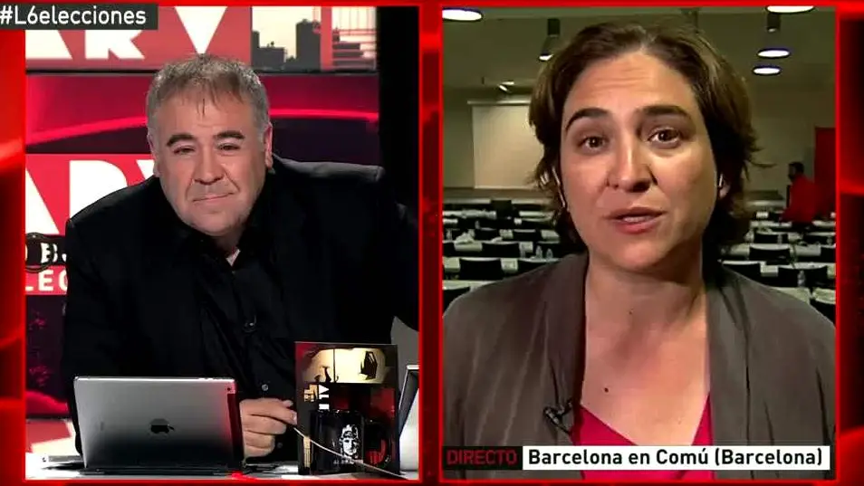 Ada Colau habla con Ferreras