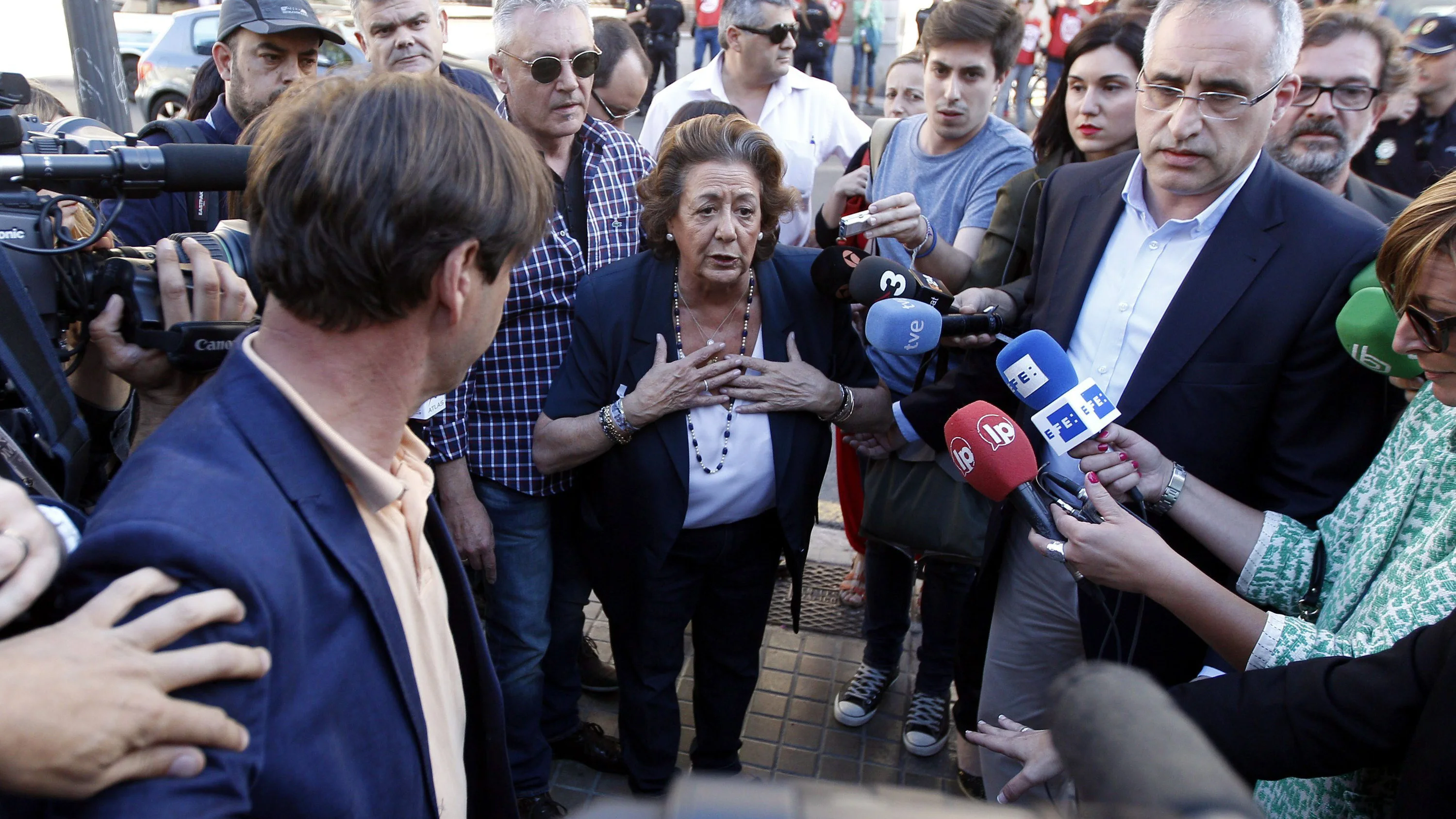 Rita Barberá descarta incorporarse al Senado tras perder la mayoría absoluta Rita Barberá descarta incorporarse al Senado tras perder la mayoría absoluta