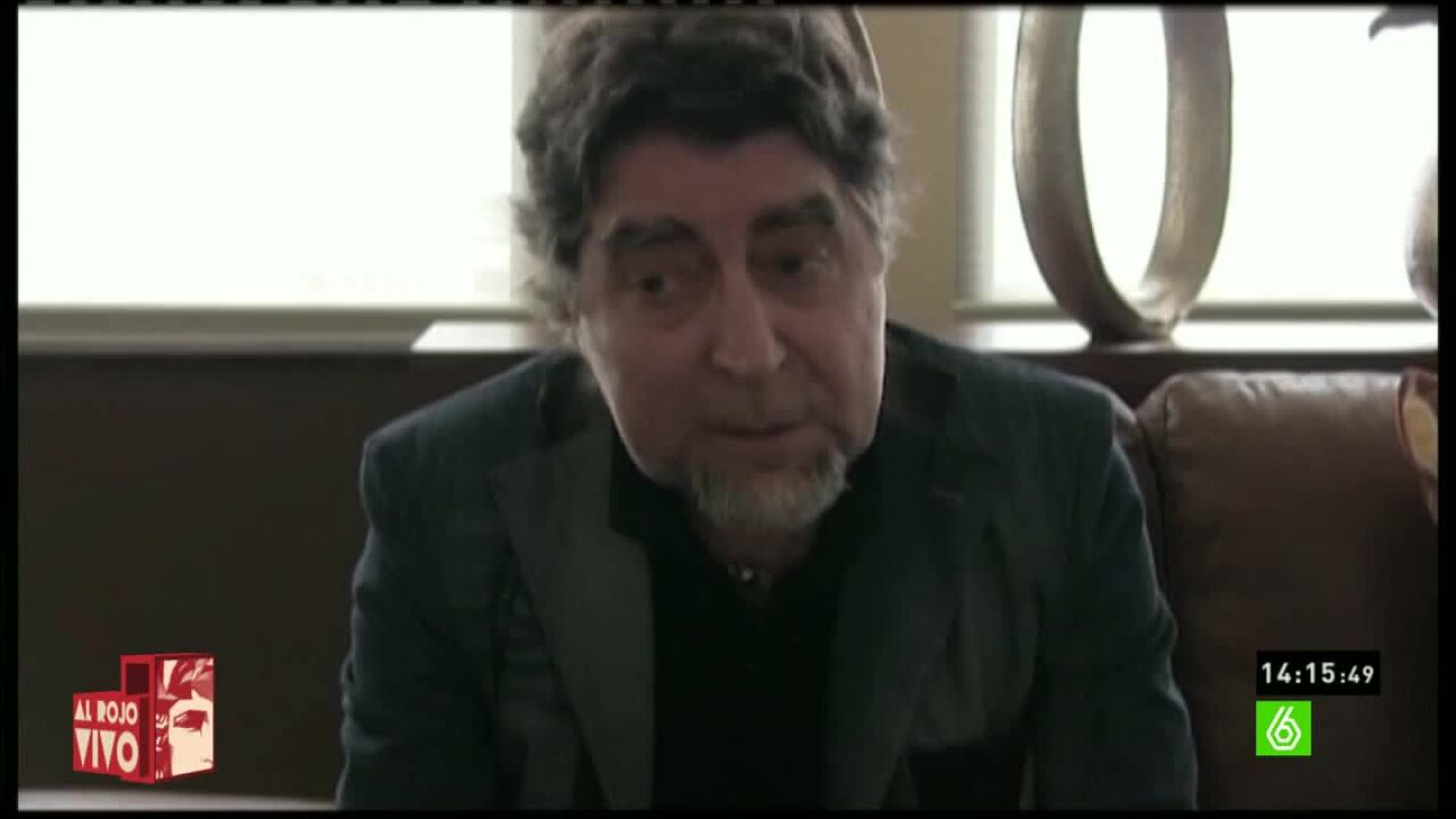 Joaqu&iacute;n Sabina: "Es estupendo que Garc&iacute;a Montero no haya obtenido esca&ntilde;o, as&iacute; puede seguir haciendo poes&iacute;a"