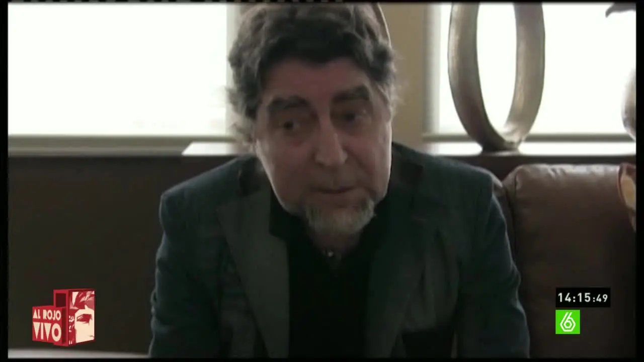 Joaquín Sabina: "Es estupendo que García Montero no haya obtenido escaño, así puede seguir haciendo poesía" Joaquín Sabina: "Es estupendo que García Montero no haya obtenido escaño, así puede seguir haciendo poesía"