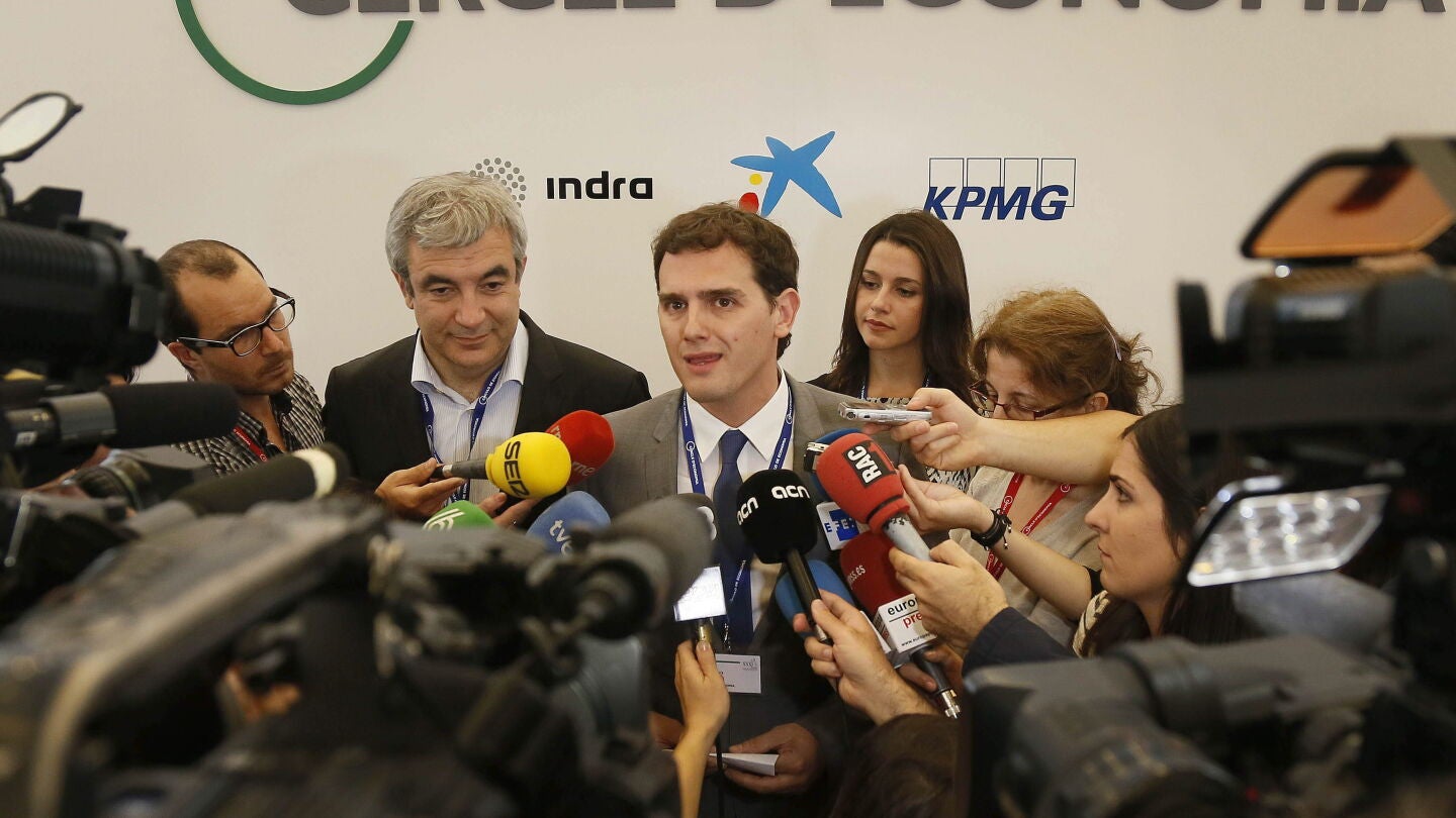 Albert Rivera ante los medios de comunicaci&oacute;n