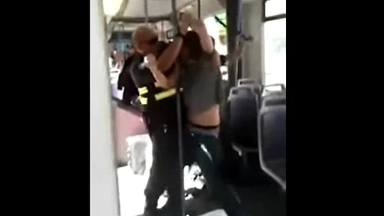 Paliza en el Metro de Valencia Paliza en el Metro de Valencia
