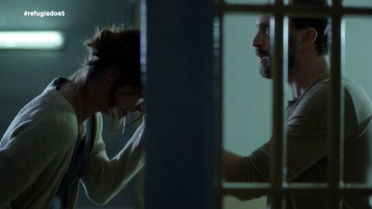 Emma le confiesa a Sam que ha perdido el beb&eacute;