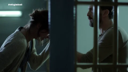 Emma le confiesa a Sam que ha perdido el bebé Emma le confiesa a Sam que ha perdido el bebé