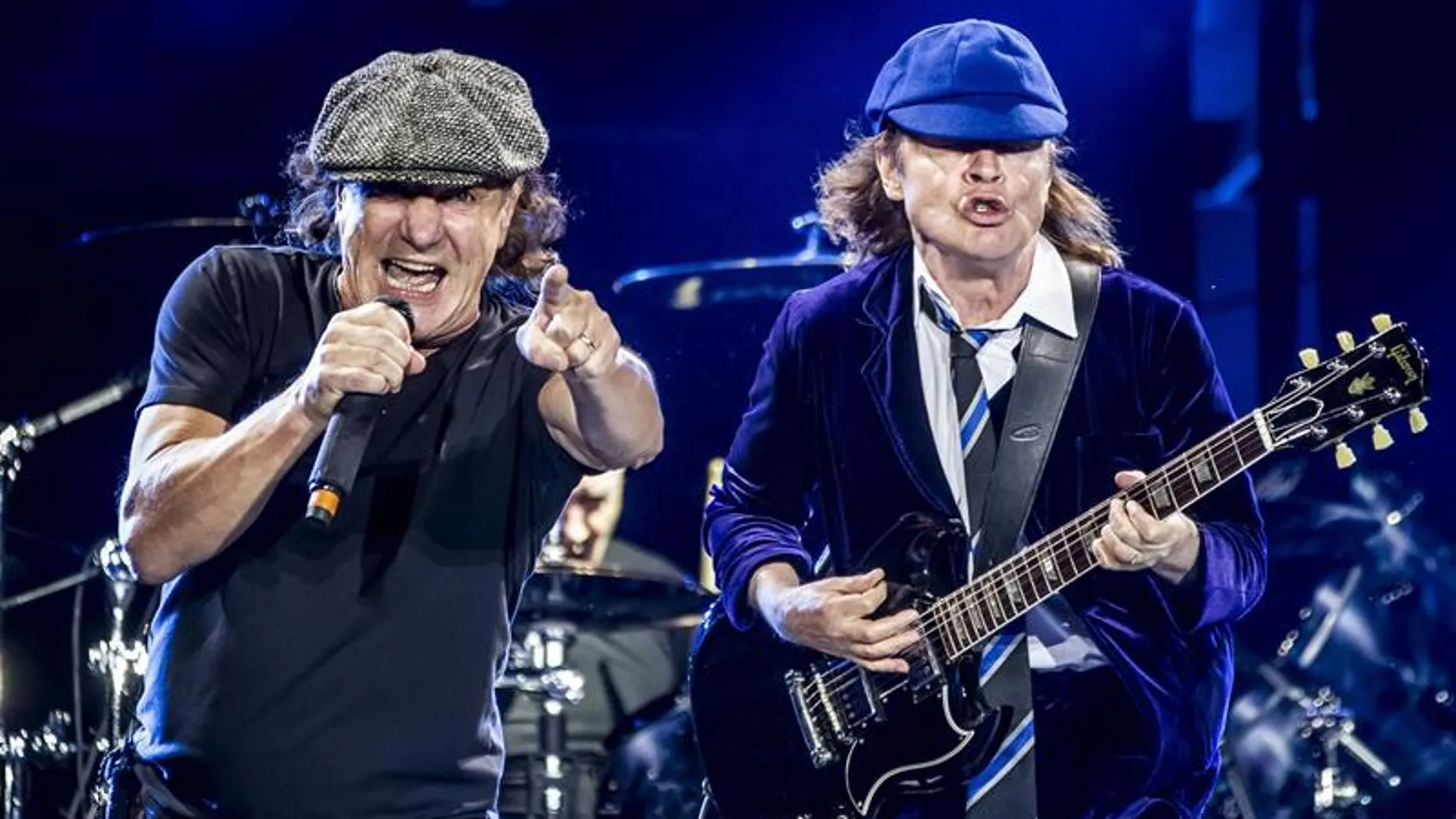  Brian Johson y Angus Young en el concierto de AC/DC en Madrid