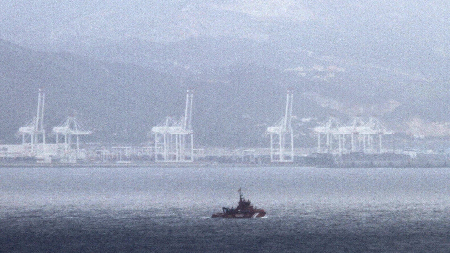 Embarcaci&oacute;n de Salvamento Mar&iacute;timo durante una operaci&oacute;n de rescate