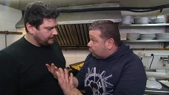 Alberto Chicote le deja las cosas claras al cocinero de 'La Taberneta' Alberto Chicote le deja las cosas claras al cocinero de 'La Taberneta'