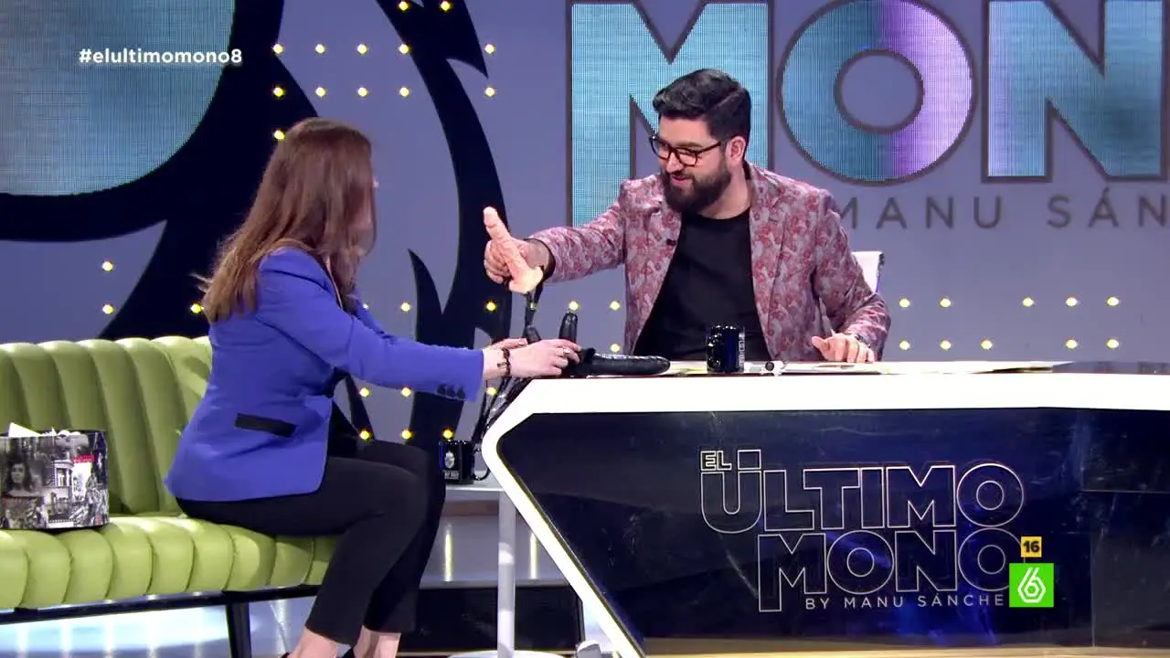 Valérie Tasso y Manu Sánchez en 'El Último Mono'