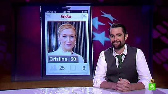 Dani Mateo echa un vistazo al Tinder de Cristina Cifuentes Dani Mateo echa un vistazo al Tinder de Cristina Cifuentes