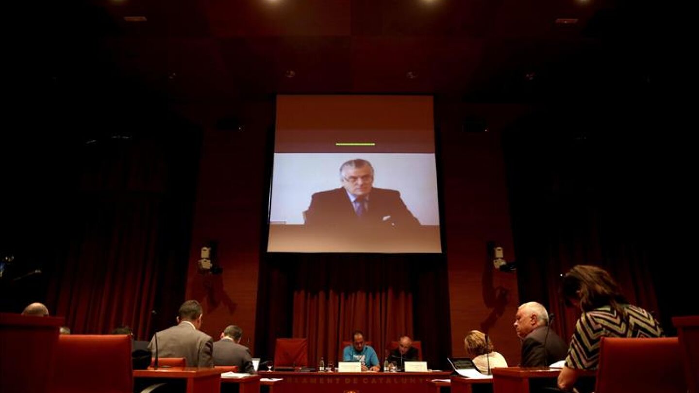 Luis B&aacute;rcenas, durante su comparecencia por v&iacute;deo en el Parlament 