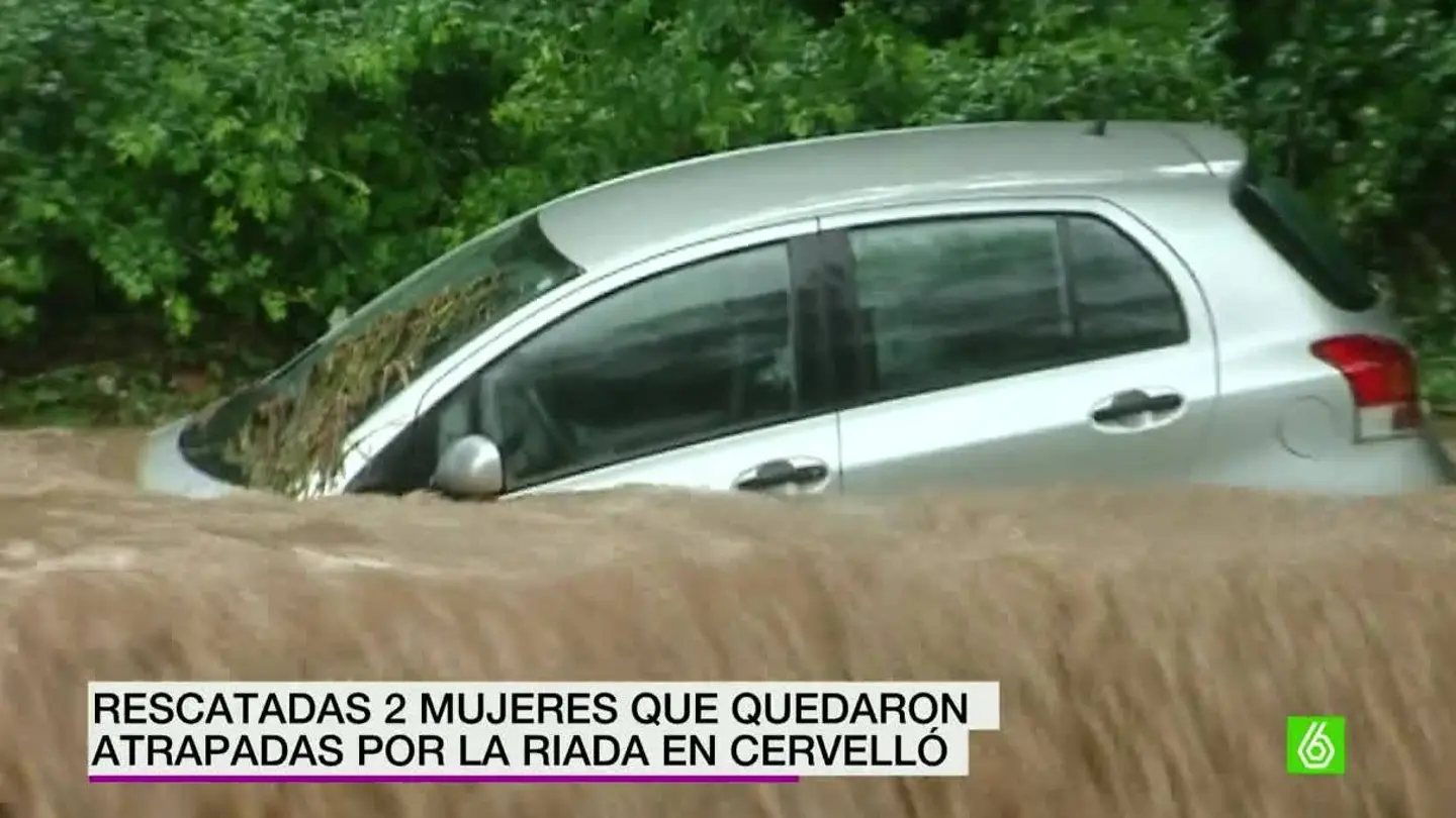 RESCATADAS 2 MUJERES QUE QUEDARON ATRAPADAS POR LA RIADA EN CERVELLÓ RESCATADAS 2 MUJERES QUE QUEDARON ATRAPADAS POR LA RIADA EN CERVELLÓ