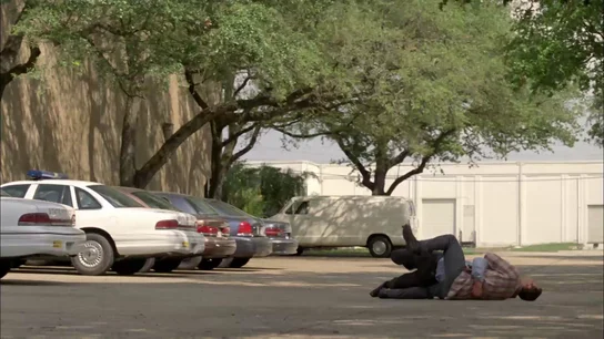 Hart desata toda su ira contra Cohle Hart desata toda su ira contra Cohle
