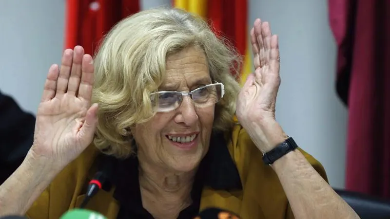 Manuela Carmena apoya a Rita Maestre y quita hierro a los ataques: "Son los efectos del cambio"