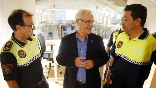 El alcalde de Valencia, Joan Ribó, visita a la Policía Local El alcalde de Valencia, Joan Ribó, visita a la Policía Local