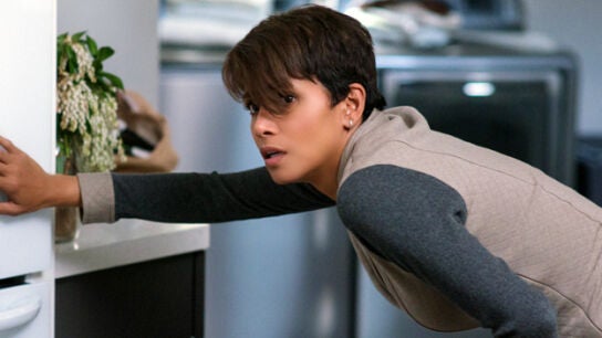 Molly siente un dolor en el vientre