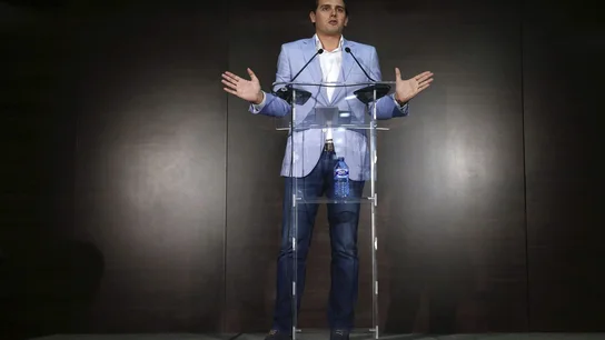 Albert Rivera, ha formalizado la presentación de su candidatura a las primarias del partido Albert Rivera, ha formalizado la presentación de su candidatura a las primarias del partido