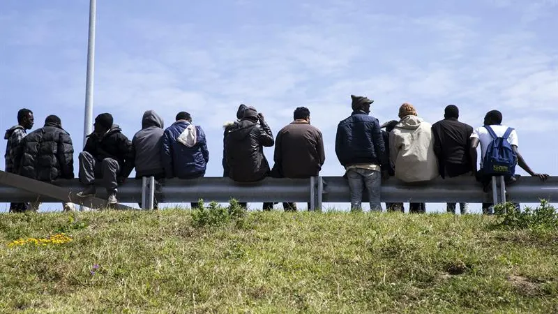 Inmigrantes en el Canal de la Mancha