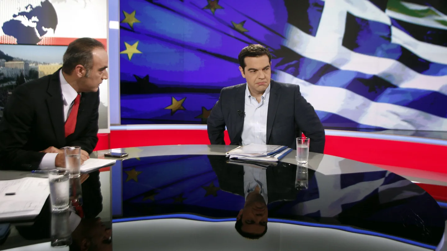 Alexis Tsipras, durante su entrevista en la televisión pública griega Alexis Tsipras, durante su entrevista en la televisión pública griega