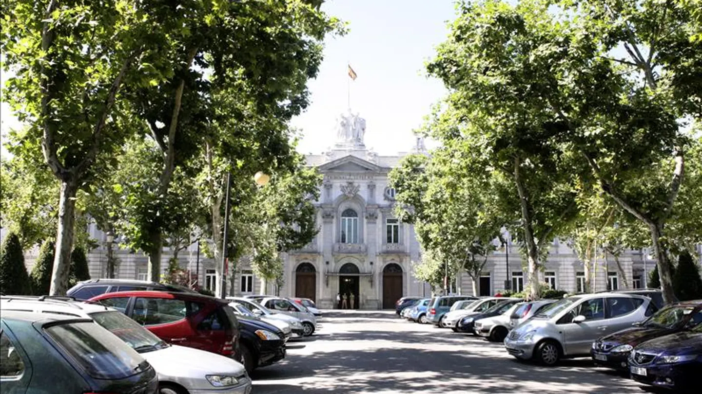 Fachada del Tribunal Supremo Fachada del Tribunal Supremo