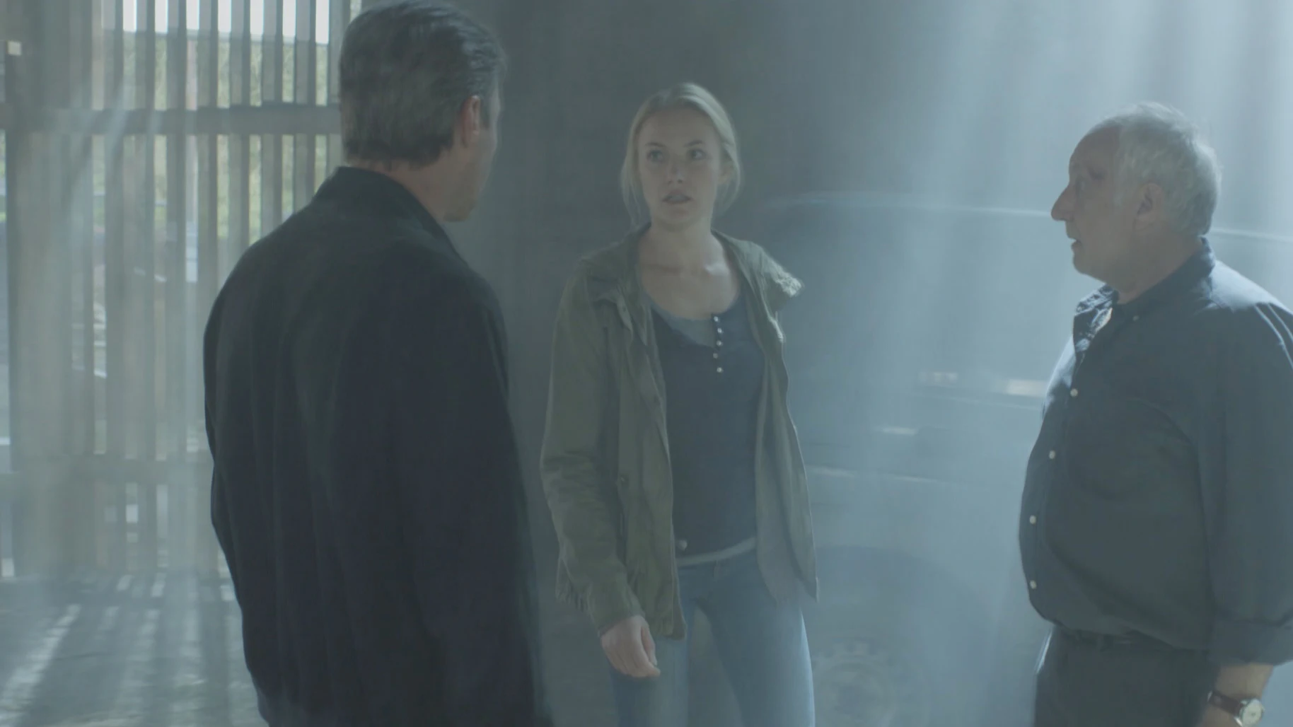 Elena, Frank y Tarconi