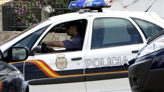 Un vehículo de la Policía Nacional Un vehículo de la Policía Nacional